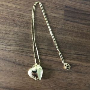 18" yellow gold locket necklace